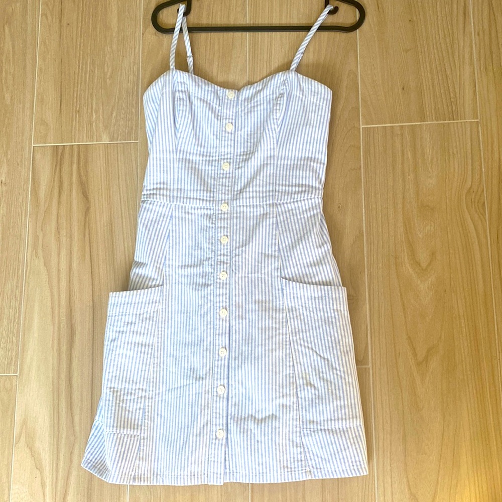 Abercrombie and fitch stripped blue and white dress
